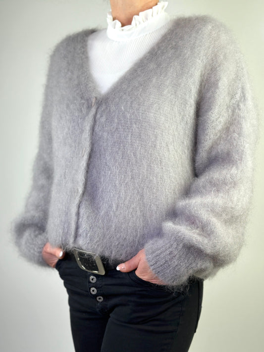 Fluffy Strickjacke mit Knöpfen One Size